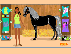 At Giydirmeli Kız
