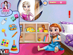 Elsa speelt met baby Anna