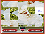 Weiße Blumen-Fotopuzzlespiel