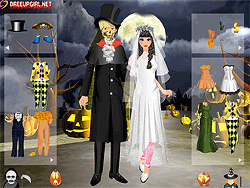 Хэллоуинская пара одевается